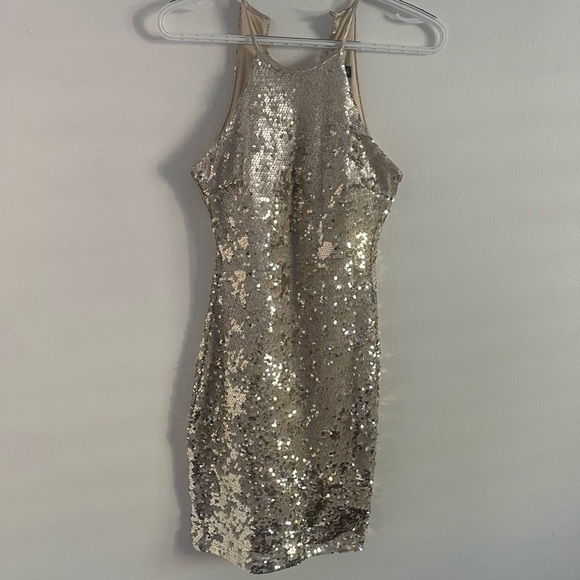 Sequin Heart Sheath Dress - Picture 14 of 14
